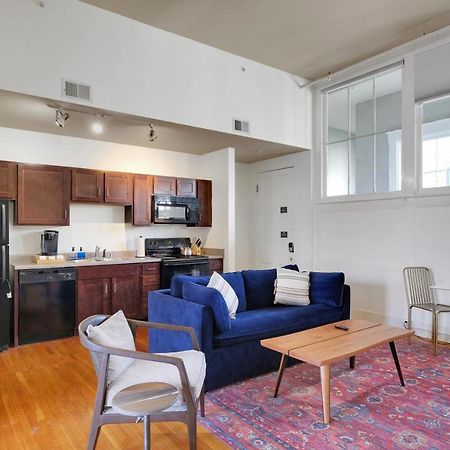 Apartment With King Bed In Downtown ルイスビル エクステリア 写真