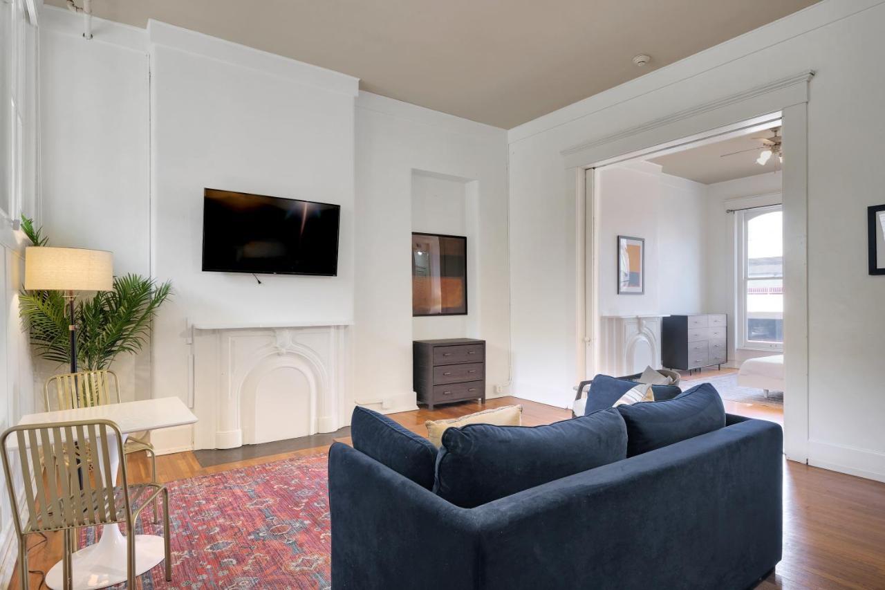 Apartment With King Bed In Downtown ルイスビル エクステリア 写真