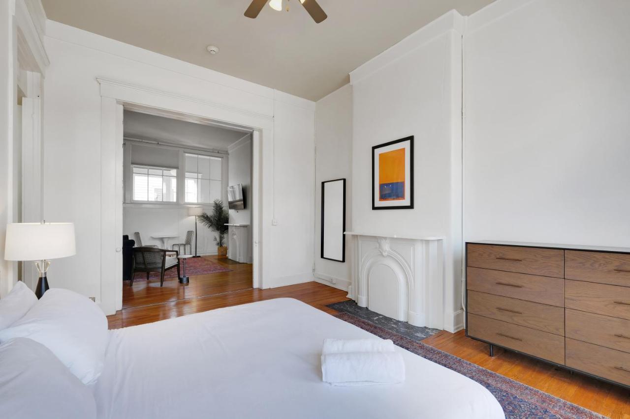 Apartment With King Bed In Downtown ルイスビル エクステリア 写真