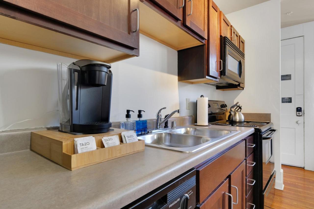 Apartment With King Bed In Downtown ルイスビル エクステリア 写真